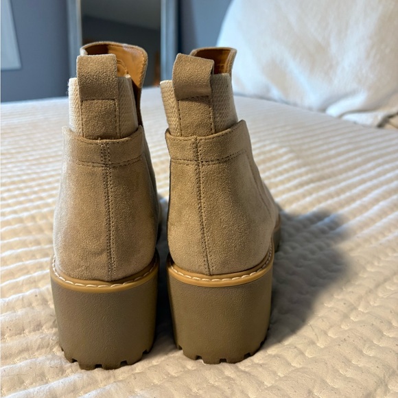 Dolce Vita Beige Ankle Booties - Picture 3 of 7